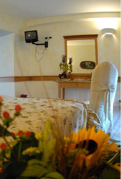 Hotel Pace Σαν Τζιοβάνι Ροτόντο Δωμάτιο φωτογραφία