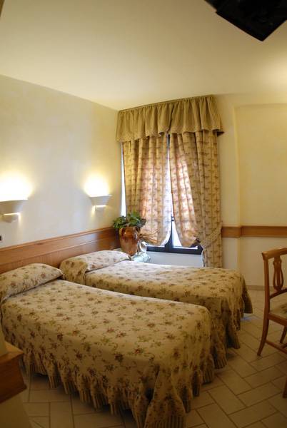 Hotel Pace Σαν Τζιοβάνι Ροτόντο Δωμάτιο φωτογραφία
